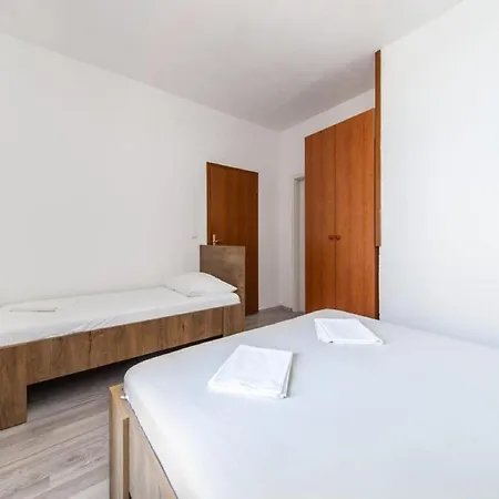 Two Bedroom With Balcony A2 Apartament
