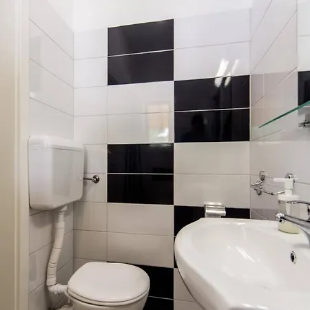 Two Bedroom With Balcony A2 *