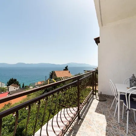 Two Bedroom With Balcony A2 *